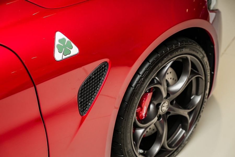 2025 Alfa Romeo Giulia Quadrifoglio Series 5 Photo 26