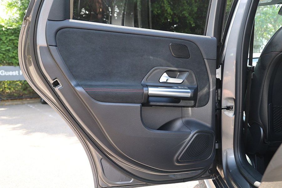 2020 Mercedes-Benz B-Class B180 W247 Photo 22