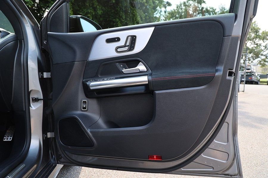 2020 Mercedes-Benz B-Class B180 W247 Photo 10