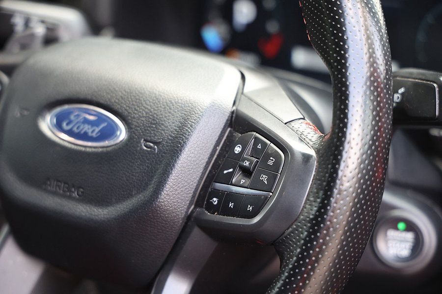 2023 Ford Ranger Raptor 4X4 3.0L Photo 9