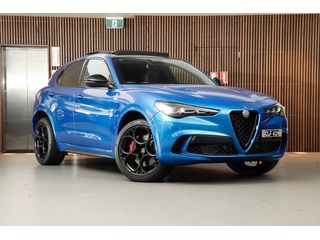 2023 Alfa Romeo Stelvio Quadrifoglio Series 4 Thumbnail