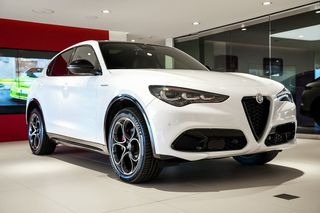 2023 Alfa Romeo Stelvio Veloce Series 4 Thumbnail
