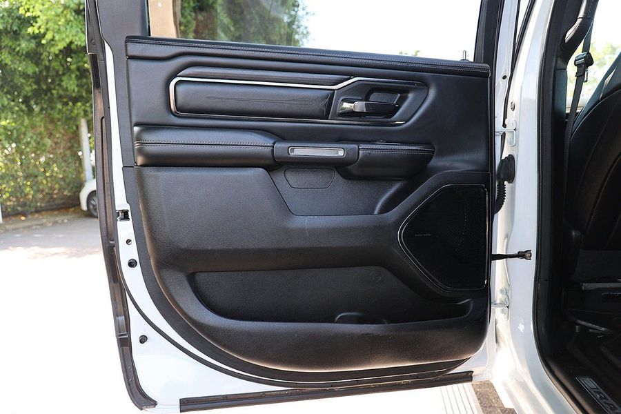 2022 RAM 1500 Limited RamBox DT 4X4 SWB Photo 23