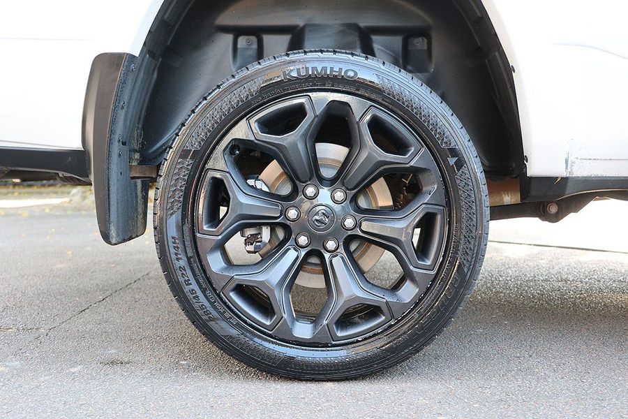 2022 RAM 1500 Limited RamBox DT 4X4 SWB Photo 30