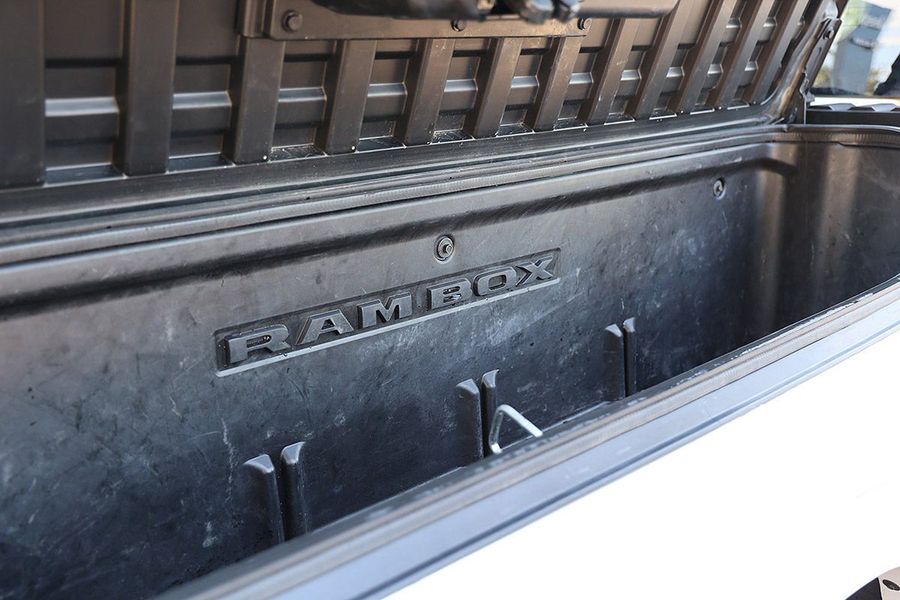 2022 RAM 1500 Limited RamBox DT 4X4 SWB Photo 29