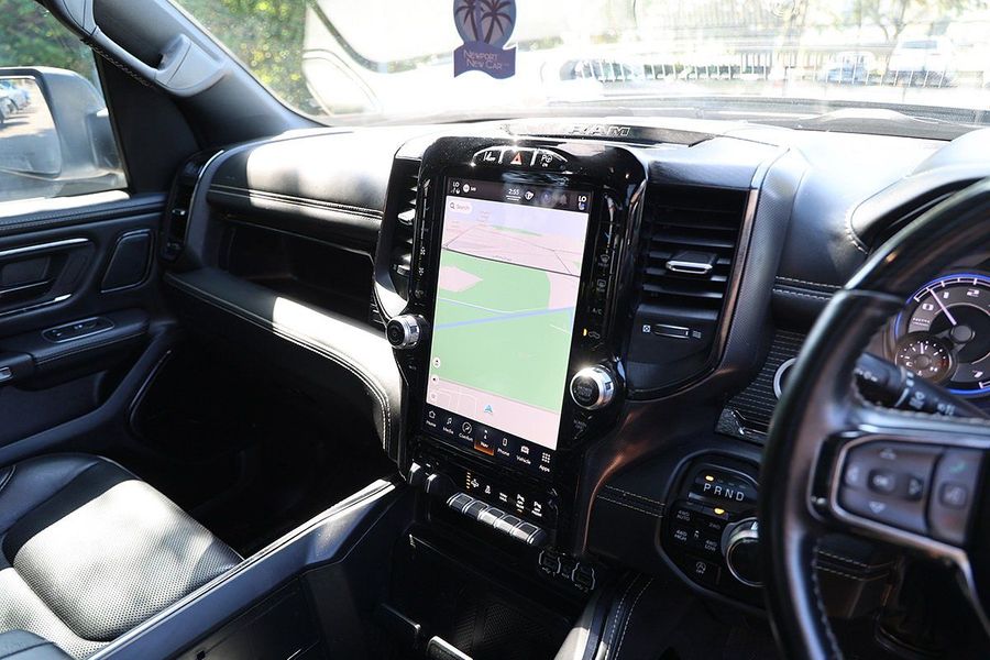 2022 RAM 1500 Limited RamBox DT 4X4 SWB Photo 15