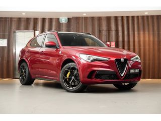 2019 Alfa Romeo Stelvio Quadrifoglio Thumbnail