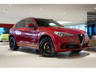 2019 Alfa Romeo Stelvio Quadrifoglio Thumbnail