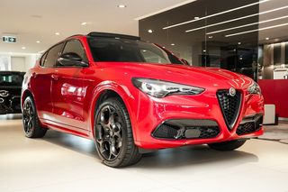 2025 Alfa Romeo Stelvio Tributo Italiano Series 5 Thumbnail