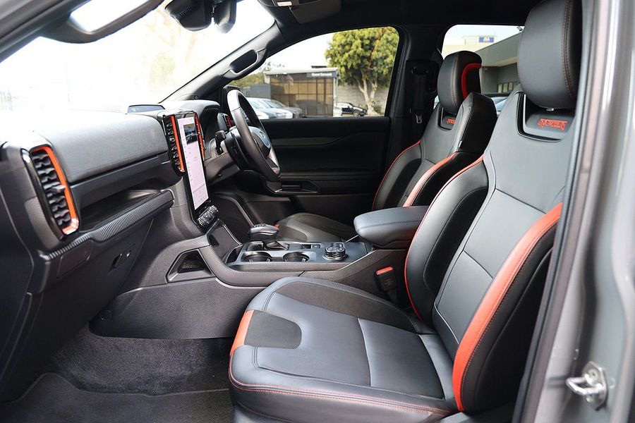 2024 Ford Ranger Raptor 4X4 3.0L Photo 27