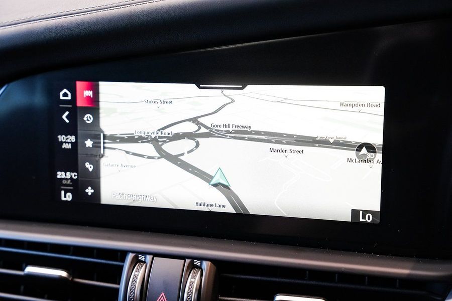 2025 Alfa Romeo Giulia Quadrifoglio Series 5 Photo 14