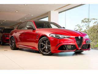 2024 Alfa Romeo Giulia Quadrifoglio Super Sport Series 5 Thumbnail